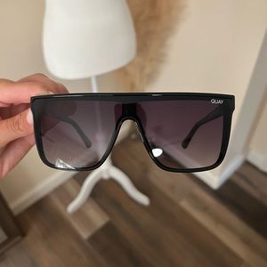 QUAY sunglasses